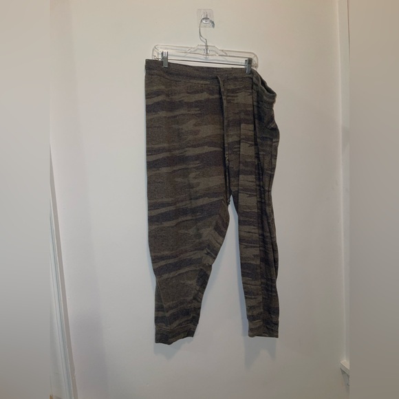 Ebb & Flow camouflage joggers, sweatpants lounge pants size 3X - Picture 4 of 5